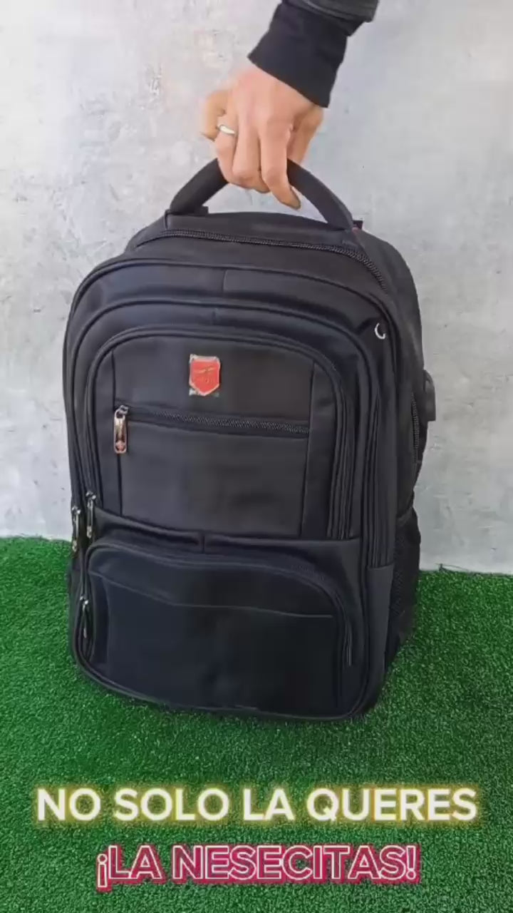 mochila con candado y interfaz usb y audicular